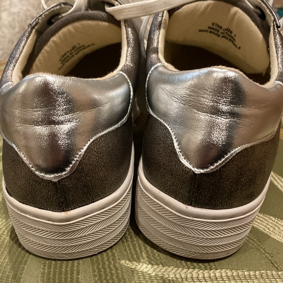 Boutique by Corkys pewter silver grey sneakers with silver star size 7 - Picture 8 of 13